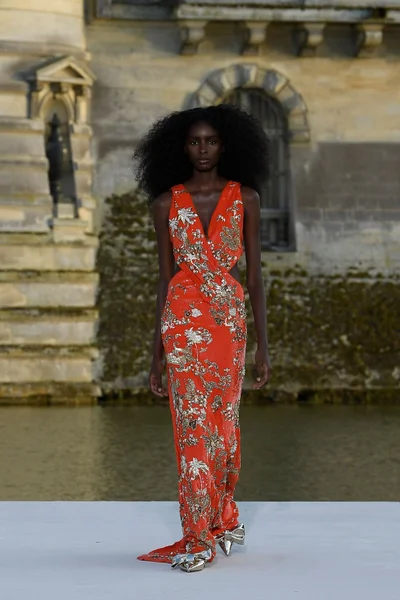 Look 70